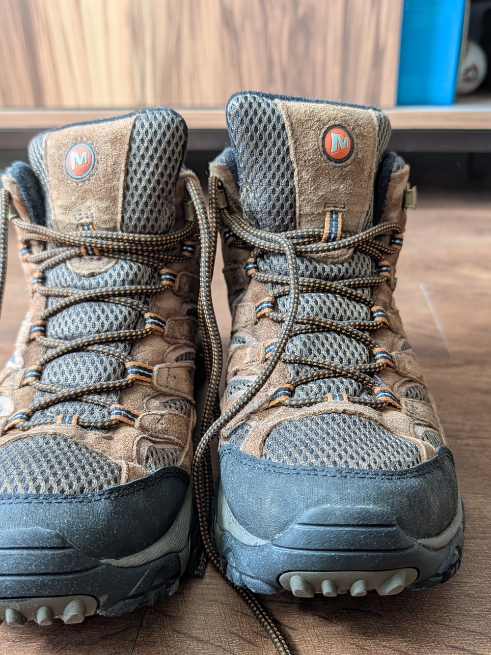 Merrell Moab 3 Mid Brown Hiking Boots - Men's Outdoor Trail Shoes